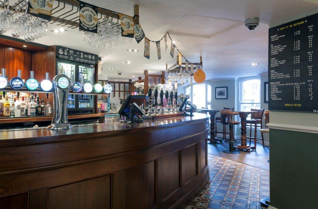 The Greyhound Wetherspoon Hotel Bridport Exterior photo